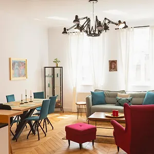 Apartment Tcf - Big With Free Garage, Krakow